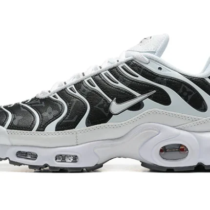 Nike Air Max Plus LV-White