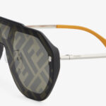Fendi Sunglasses - Image 3