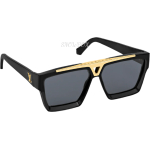 LOUIS VUITTON SUNGLASESS Evidence