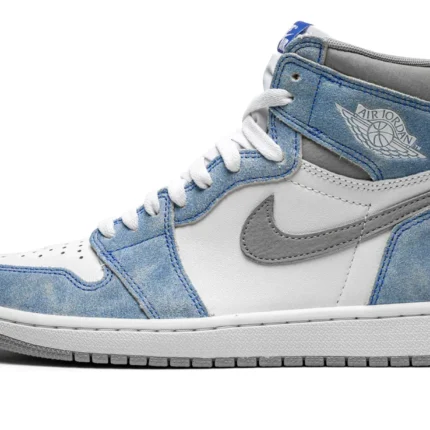 Air Jordan 1 Retro High "Hyper Royal"